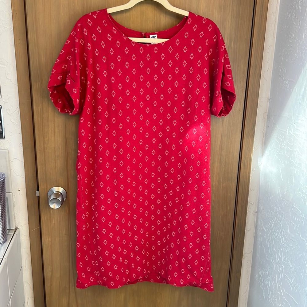 Old Navy Red Geometric Print Midi Dress